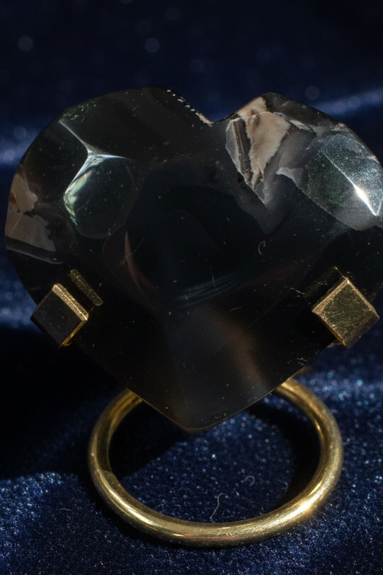 zExclusive Volcano AgatePolished Heart Carving — Collector Grade Mineral Specimen Crystal