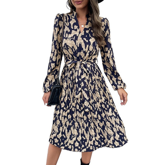 Fashion women's autumn new pleated printed long sleeved dress