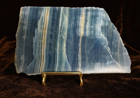 Vintage Artisan Collectible Curator-Grade — luxury studio hero