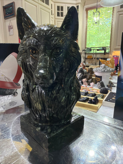 Hand-Carved Jade Wolf Head Sculpture — 9 lb Natural Stone