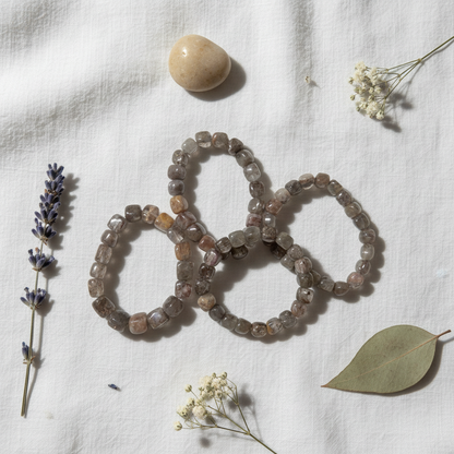Garden Quartz Flat-lay