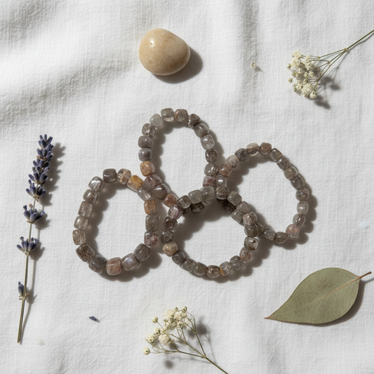 Garden Quartz Flat-lay